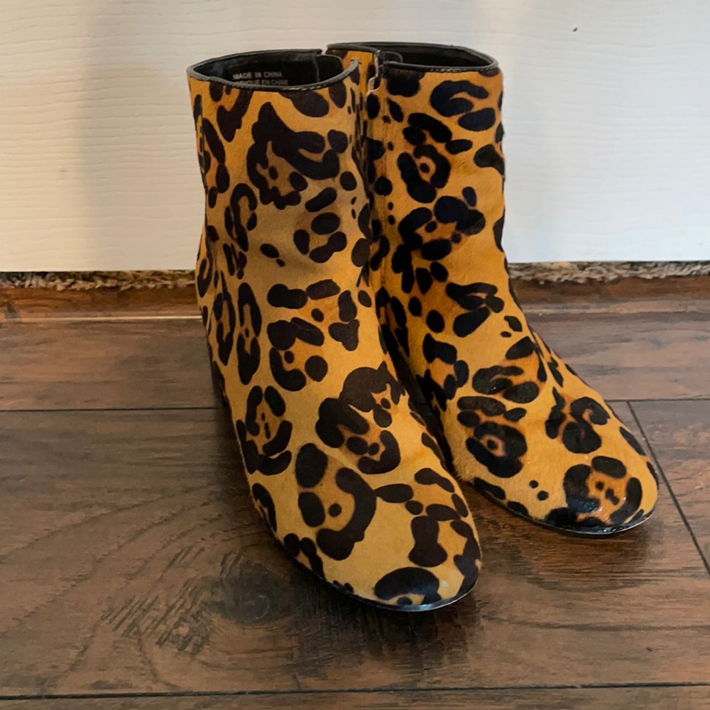 CHEETAH PRINT BOOTS 🐆 urban outfitters